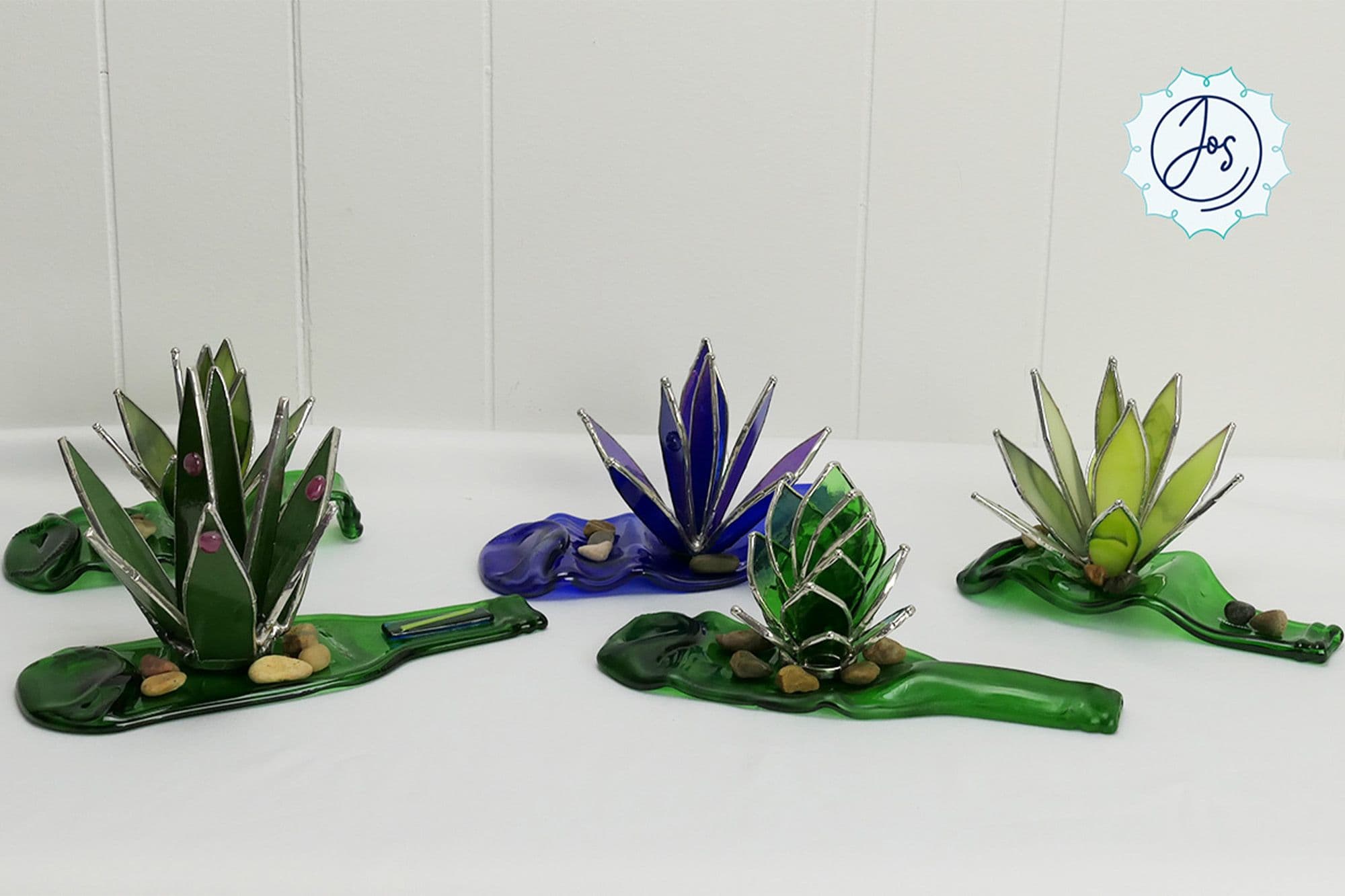 https://4955culturel.com/api/artwork/file/succulentes-jocelyne-grondin-arts-vitrailjpg.jpg